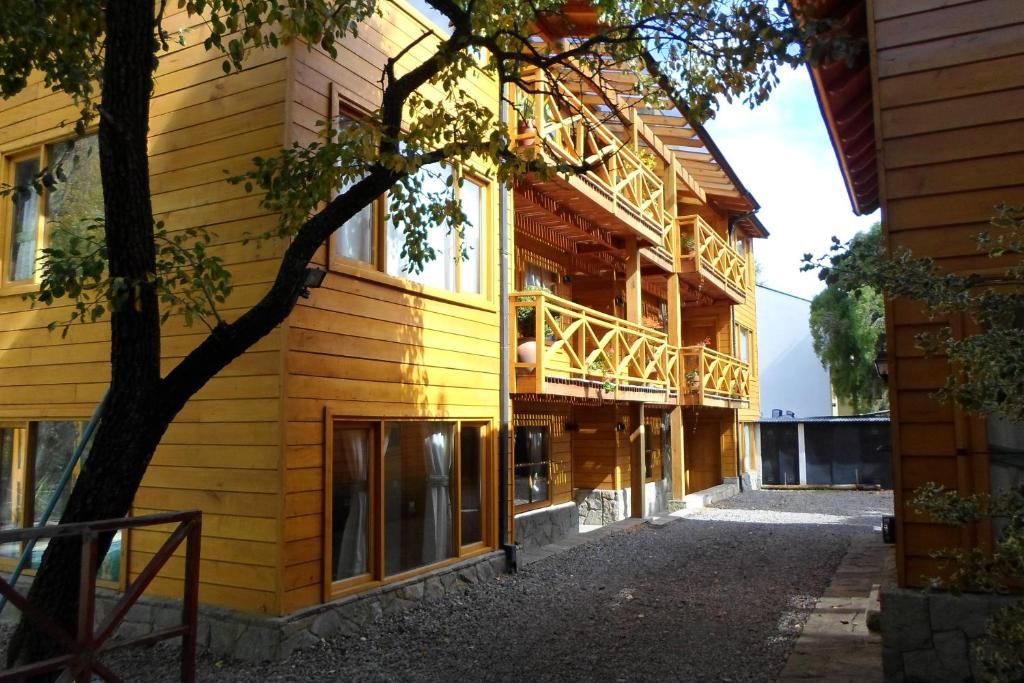 Apart Hotel Robles Del Sur San Martín de los Andes Zewnętrze zdjęcie